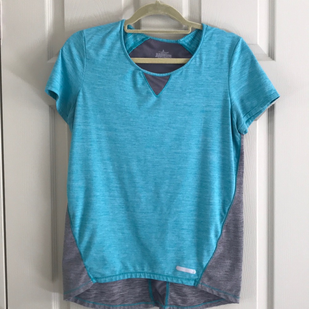Cuddl Duds sport layer athletic tee